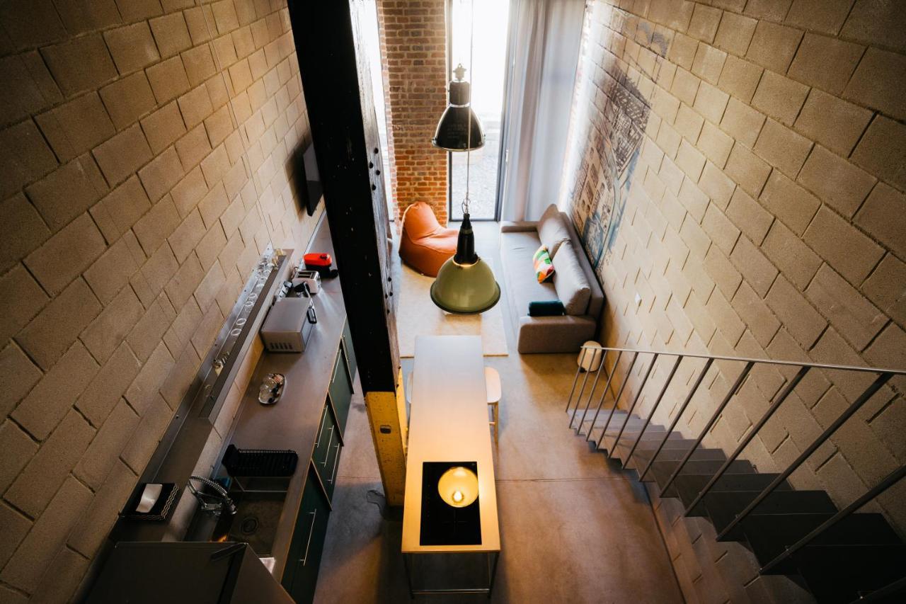 Smaltovna Lofty Apartment Lucenec Luaran gambar