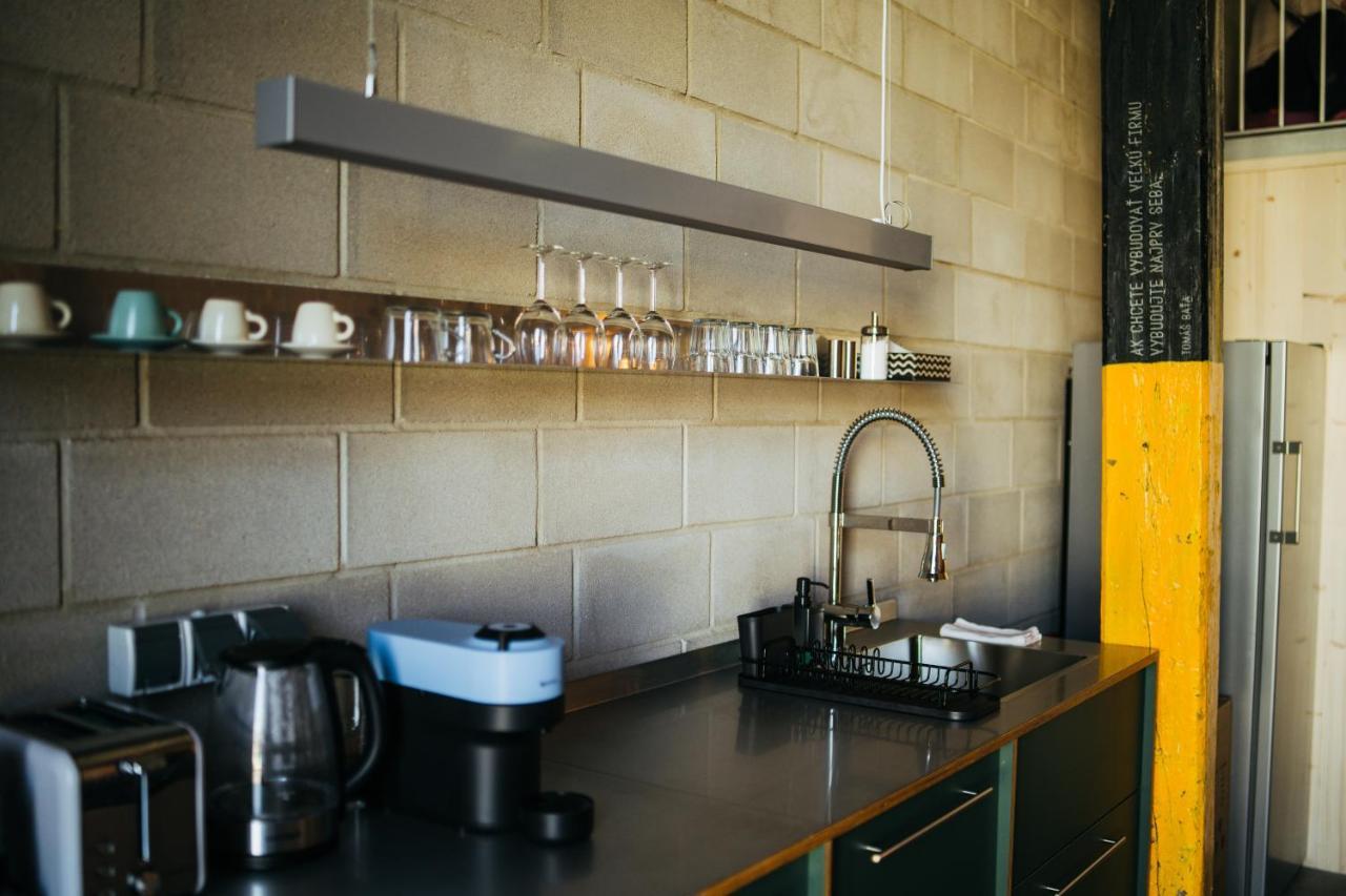 Smaltovna Lofty Apartment Lucenec Luaran gambar