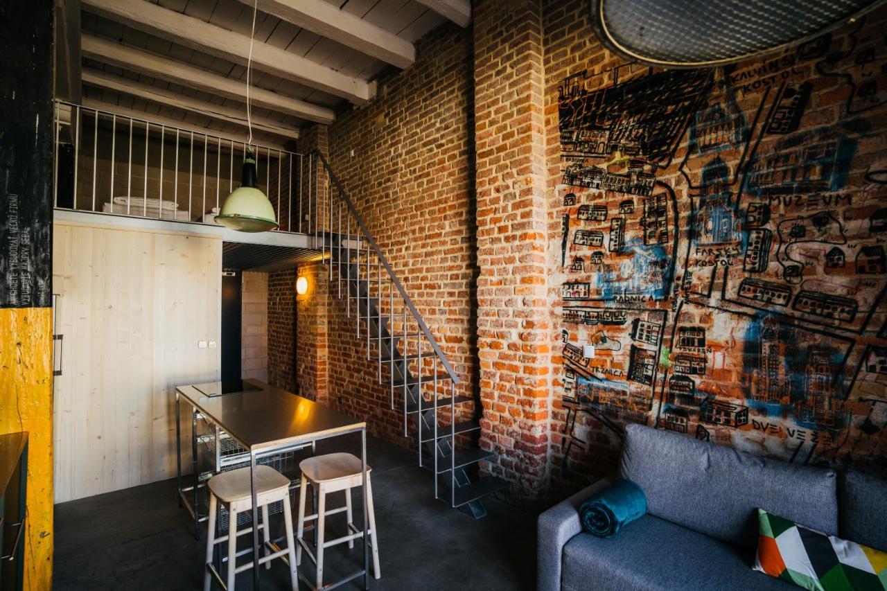 Smaltovna Lofty Apartment Lucenec Luaran gambar