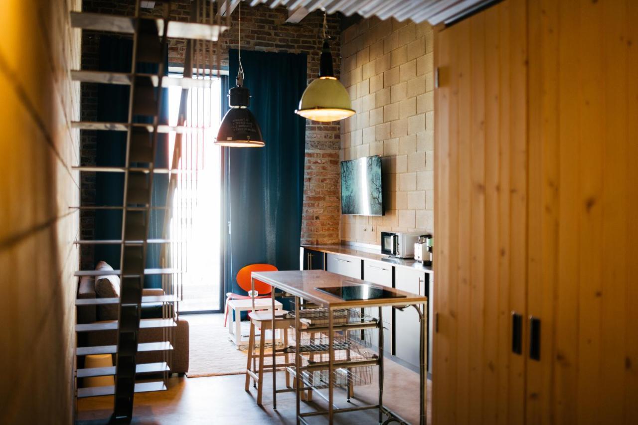 Smaltovna Lofty Apartment Lucenec Luaran gambar