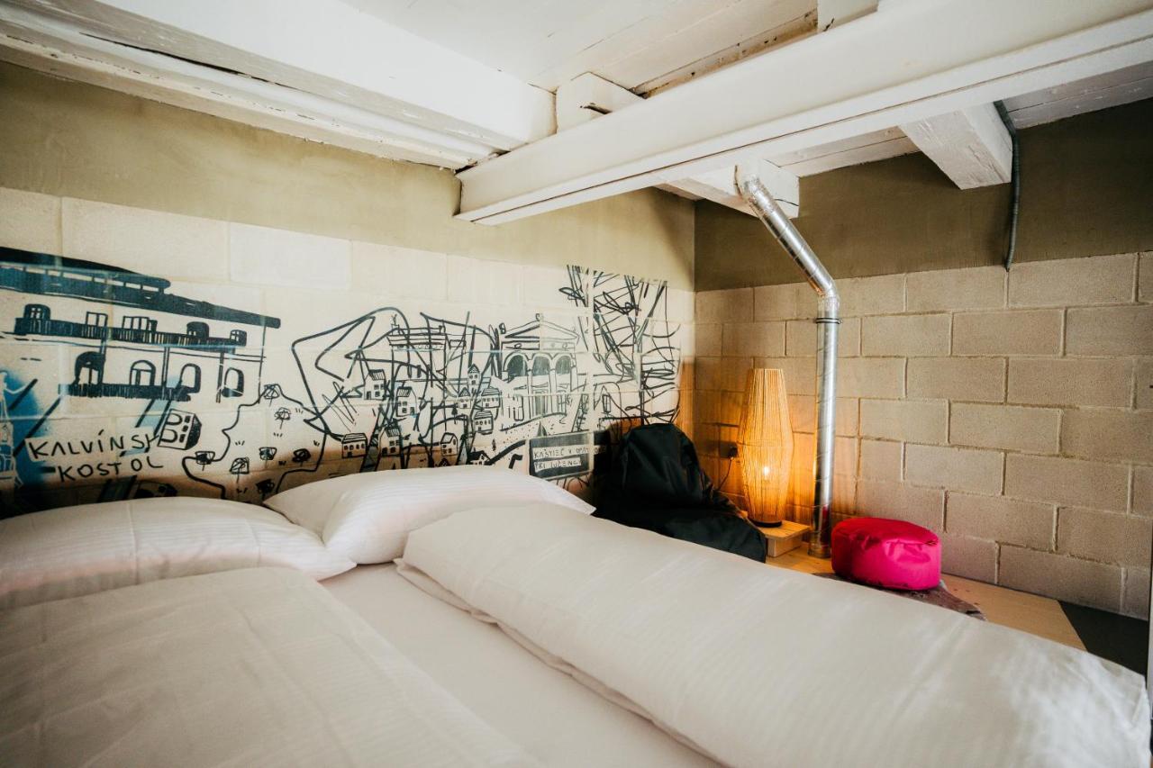 Smaltovna Lofty Apartment Lucenec Luaran gambar