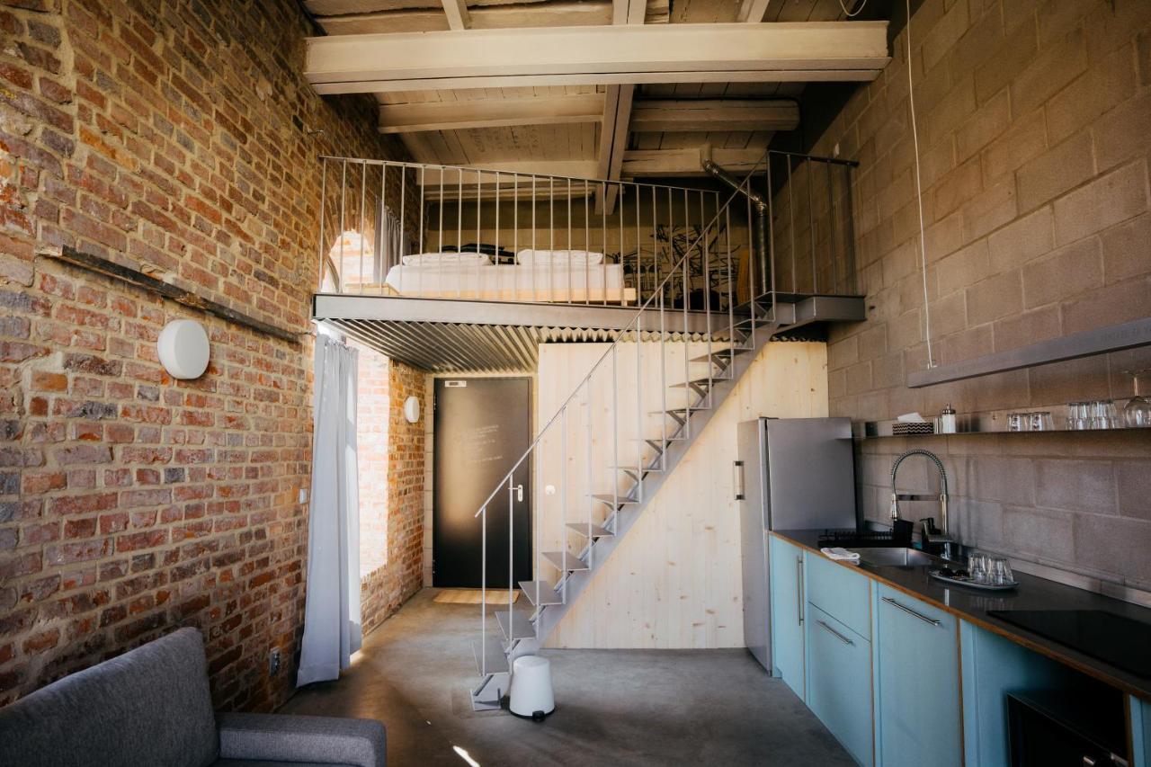 Smaltovna Lofty Apartment Lucenec Luaran gambar