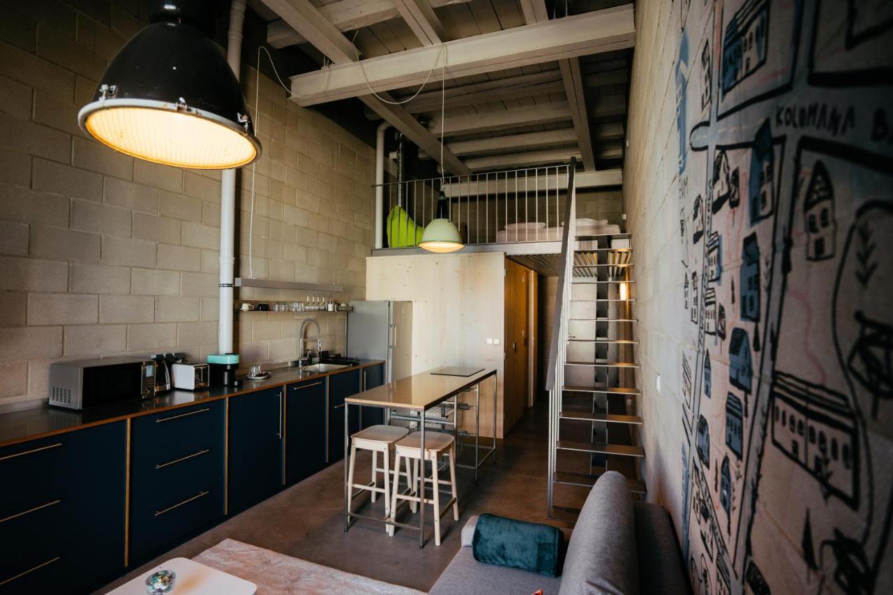Smaltovna Lofty Apartment Lucenec Luaran gambar