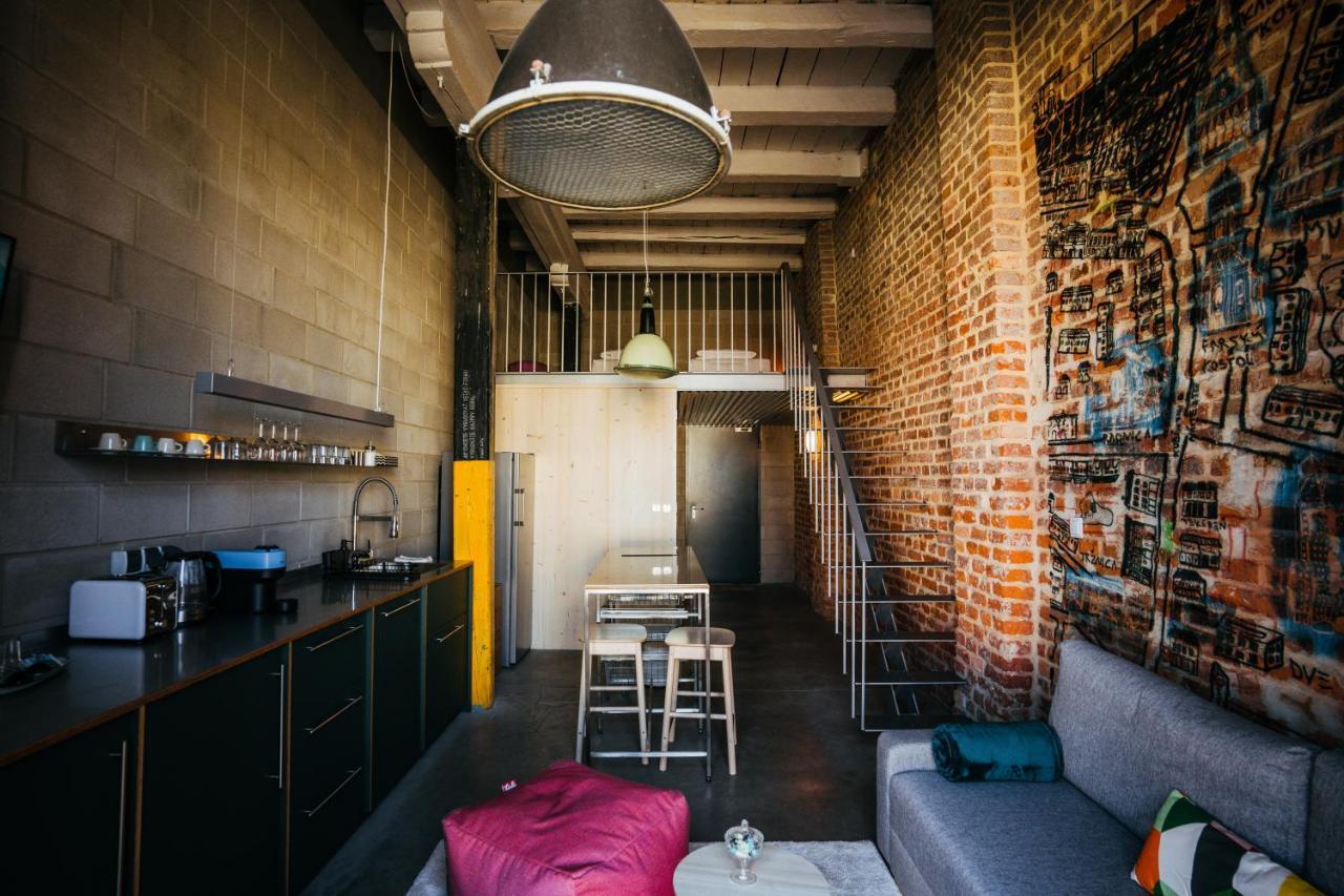 Smaltovna Lofty Apartment Lucenec Luaran gambar