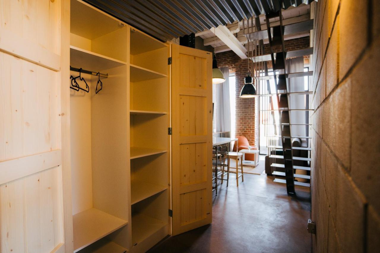 Smaltovna Lofty Apartment Lucenec Luaran gambar